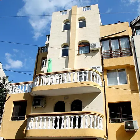 Guest house Familien Meeresstern Burgas